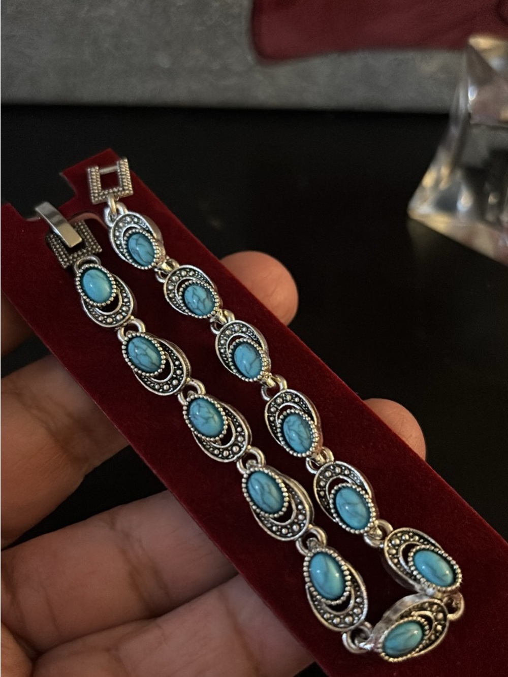 7” Turquoise Oval Link Bracelet - Silver Tone